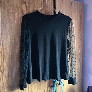 Women’s Black Top